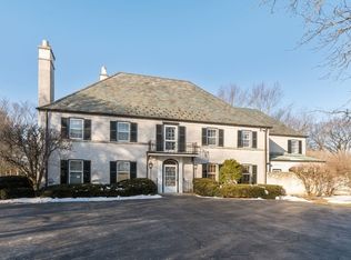 237 E Onwentsia Rd, Lake Forest, IL 60045