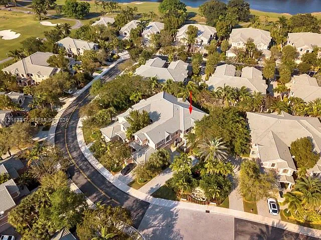 2602 Center Court Dr #2-27