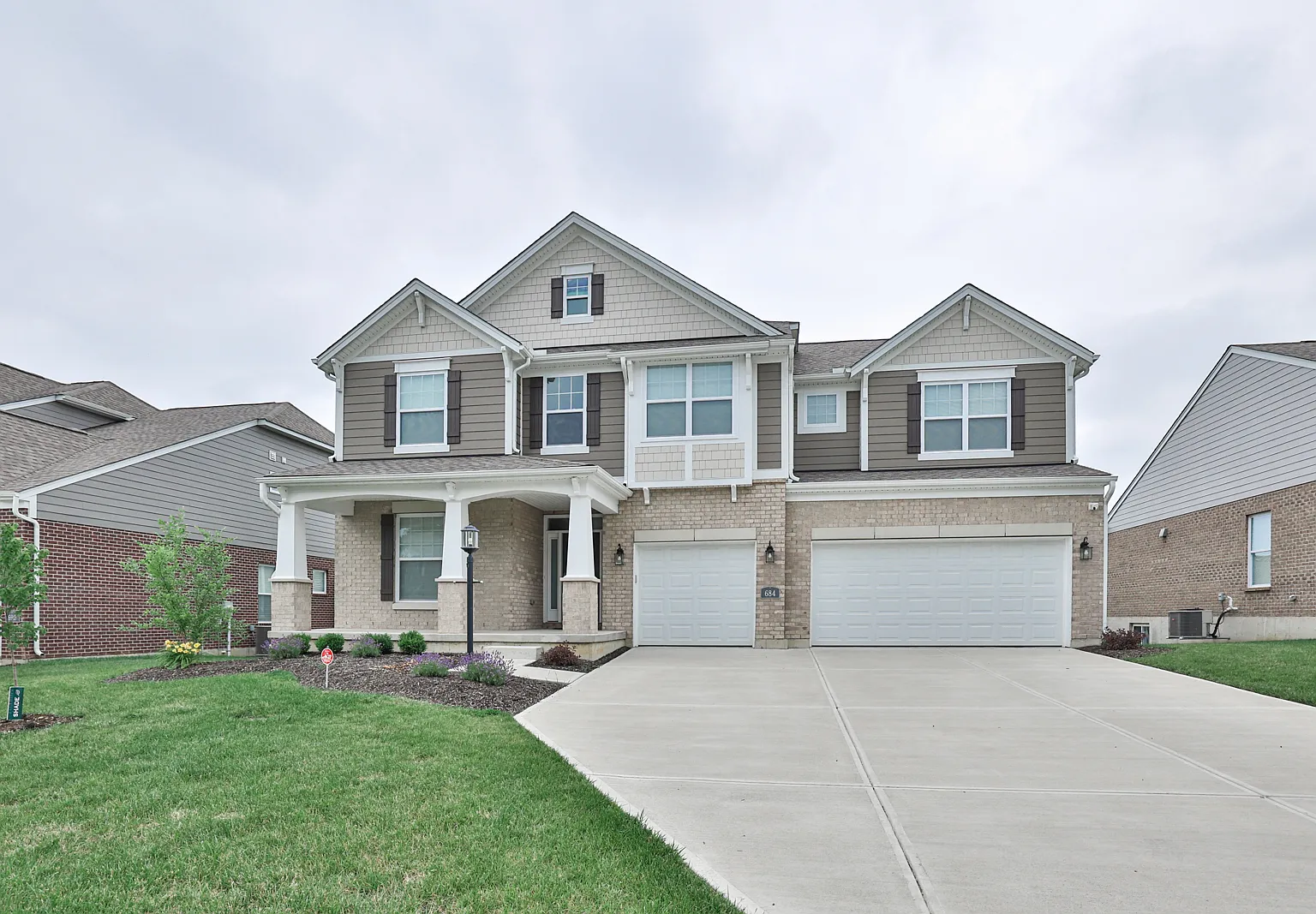 4 bed, 3.5 bath, 4146 sqft, $3,500 — Photo 1