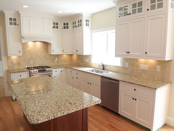 3rd image of 19 Marlyn Rd