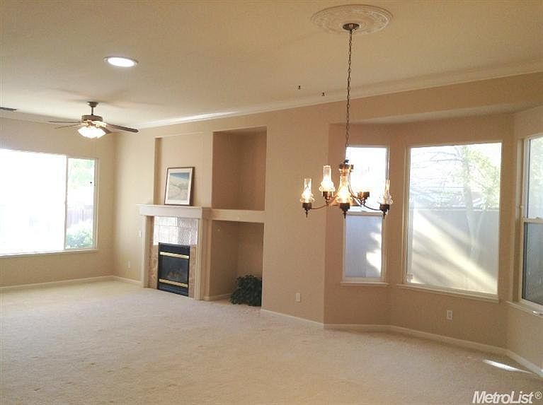 1st image of 2910 Cricket Club Ct