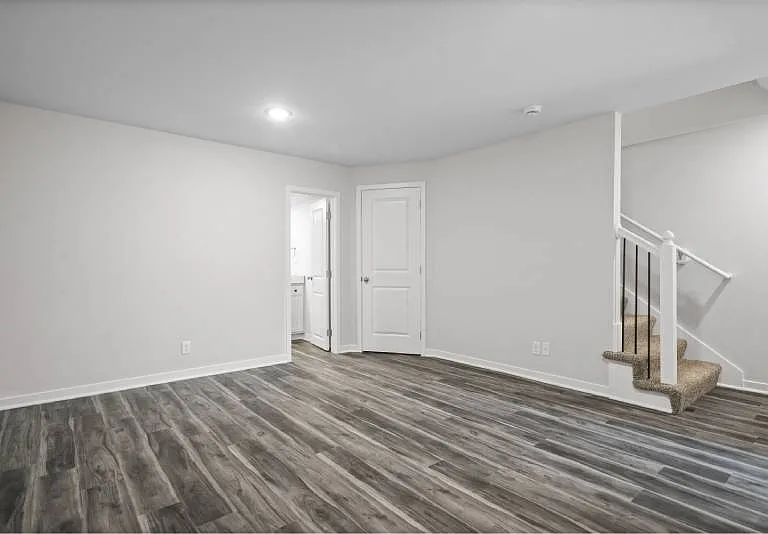 Oak Woods Townhomes — Photo 86