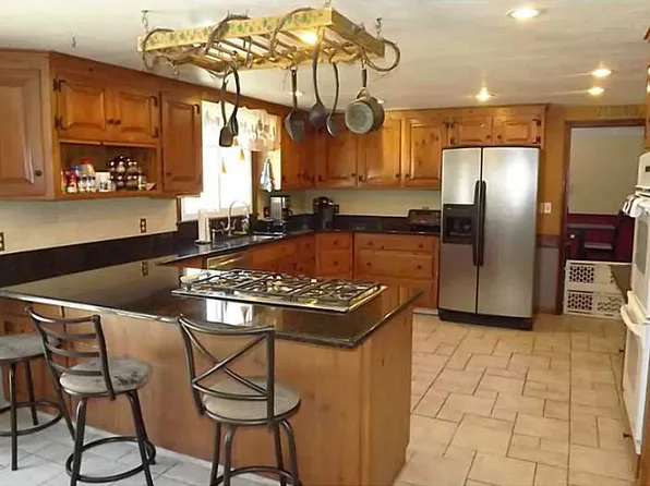 171 Diamond Hill Rd, Ashaway, RI 02804