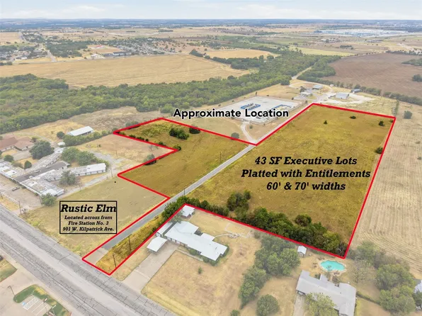 1106 W Kilpatrick St #C, Cleburne, TX 76033
