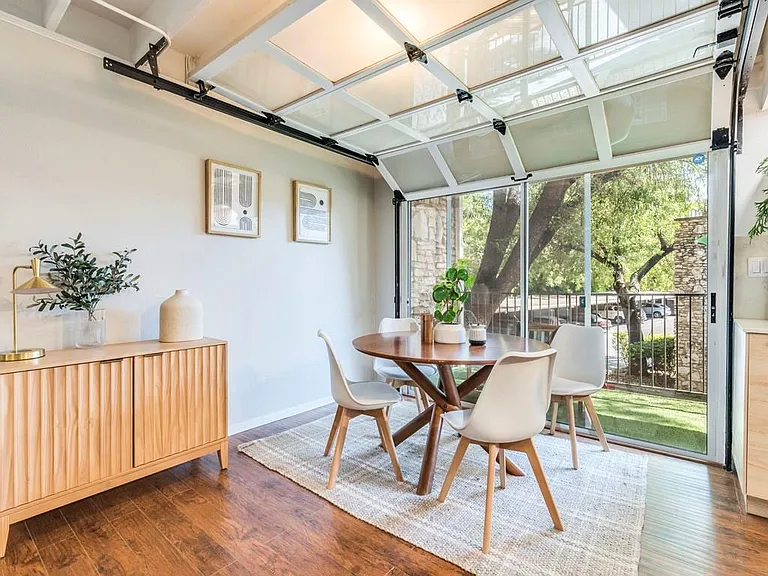 500 E Riverside Dr #206 — Photo 7