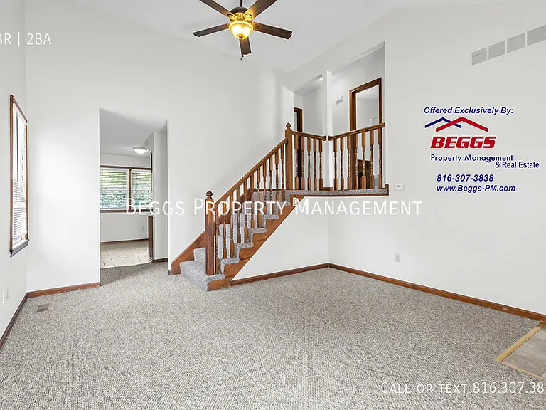1410 Laurel St — Photo 3