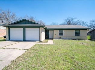 1209 Saturn St, Cedar Hill, TX 75104