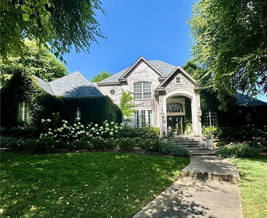 1st image of 2607 N Candlewood Dr