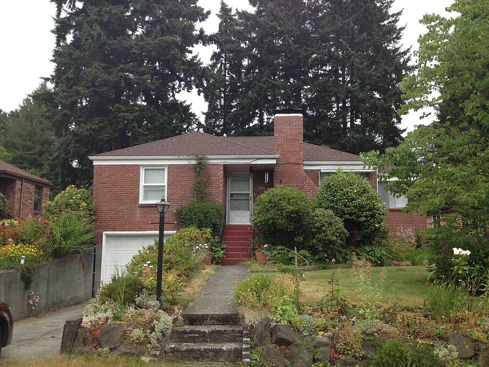 1st image of 10732 19th Ave NE