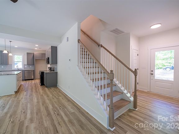2nd image of 5155 Sawbill Ln