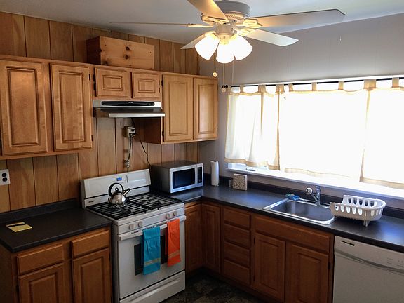 4th image of 68-70 Wellington Rd #1