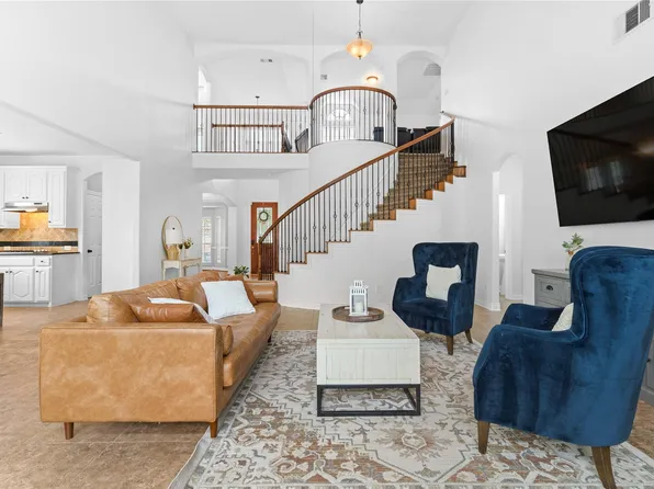 2517 Legacy Meadows Ln, Conroe, TX 77304