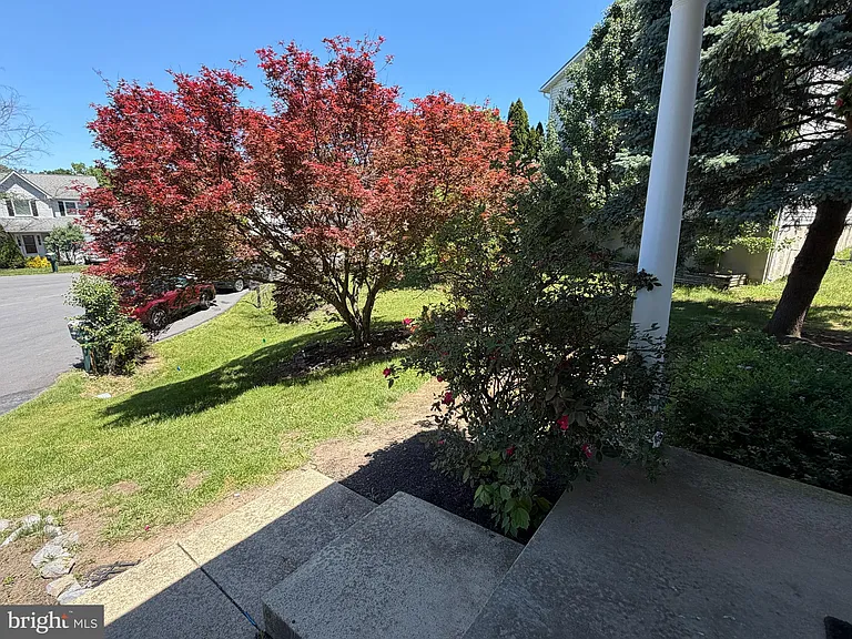 407 Tamarack Cir — Photo 4