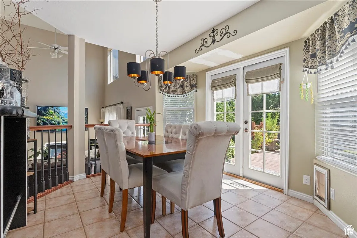 5 bed, 3028 sqft, $3,200 — Photo 4