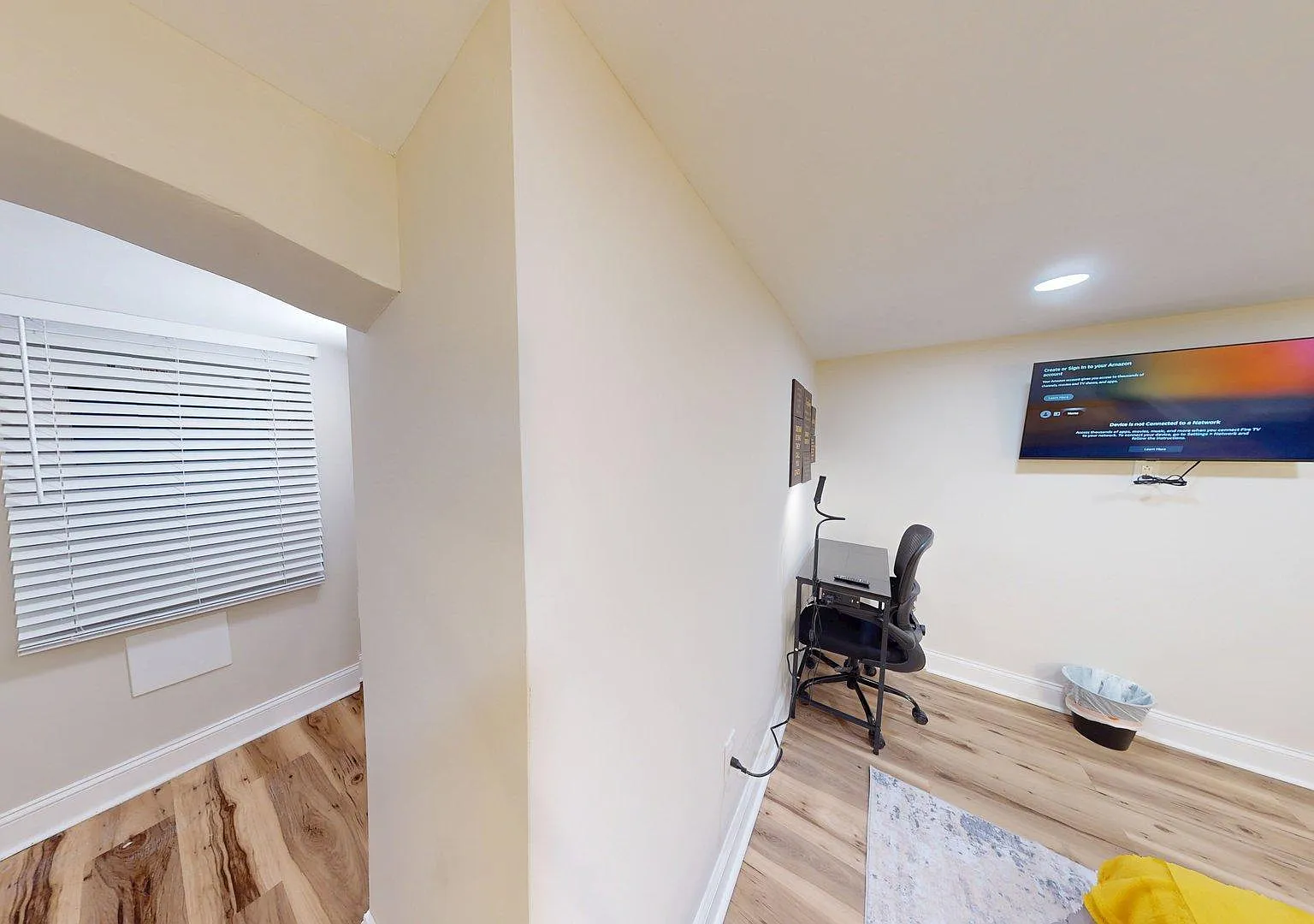 4 bed, 5.0 bath, 1700 sqft, $1,152 — Photo 2