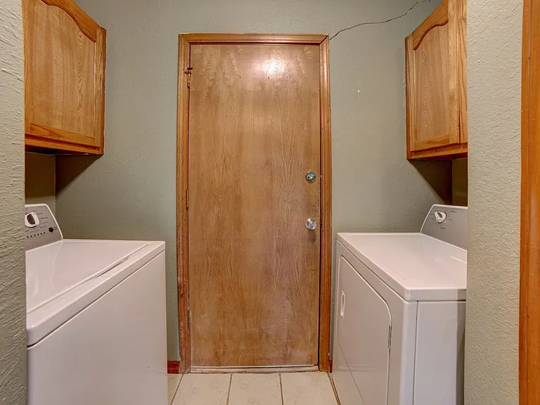 2505 E Princeton St — Photo 21