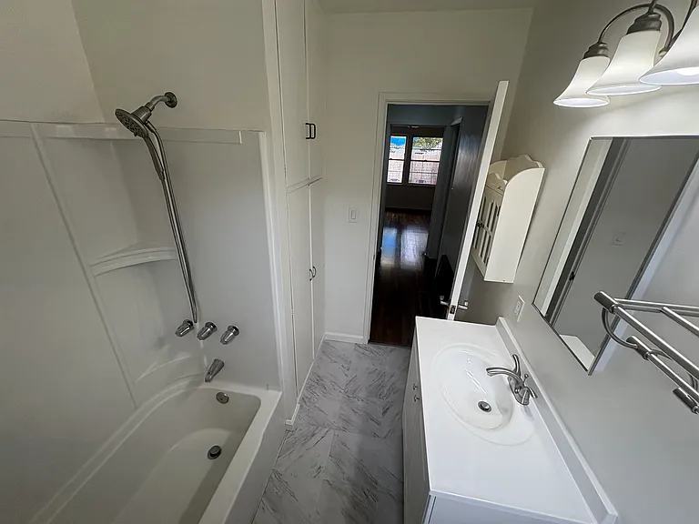 3802 W Heffron Dr #B — Photo 10