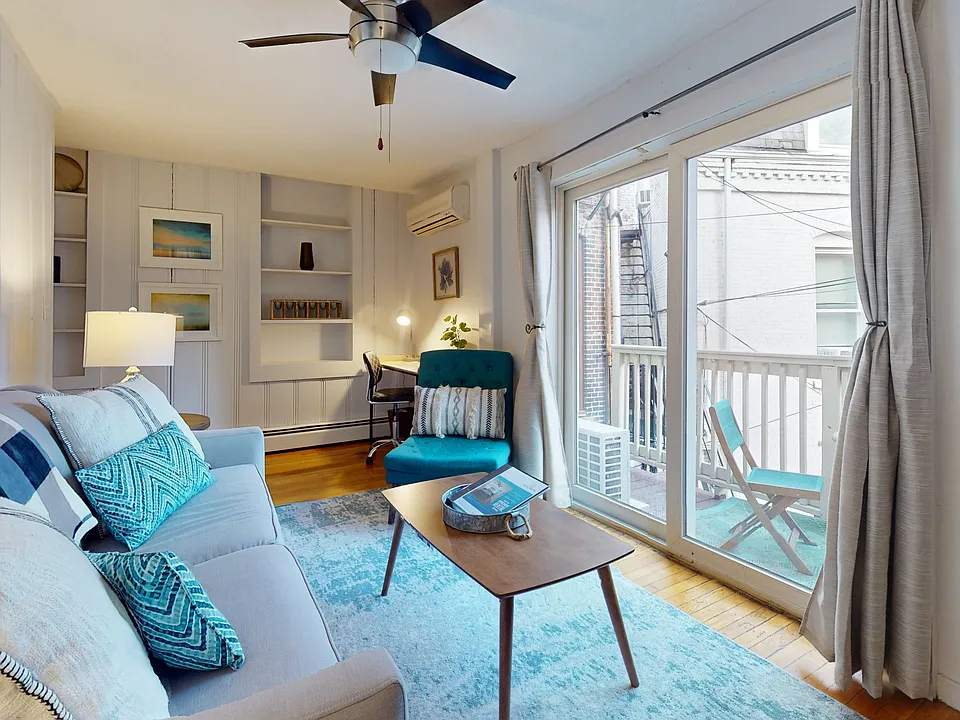 282 Washington St #2