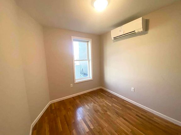 5th image of 241 Rockaway Ave #2RR