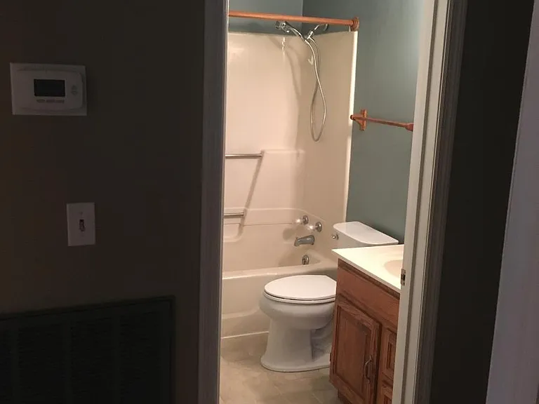 1036 Plum Springs Rd — Photo 6