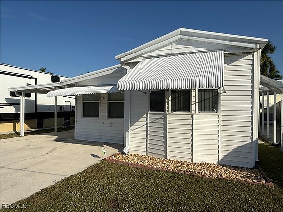2nd image of 11182 Sunglow Ln