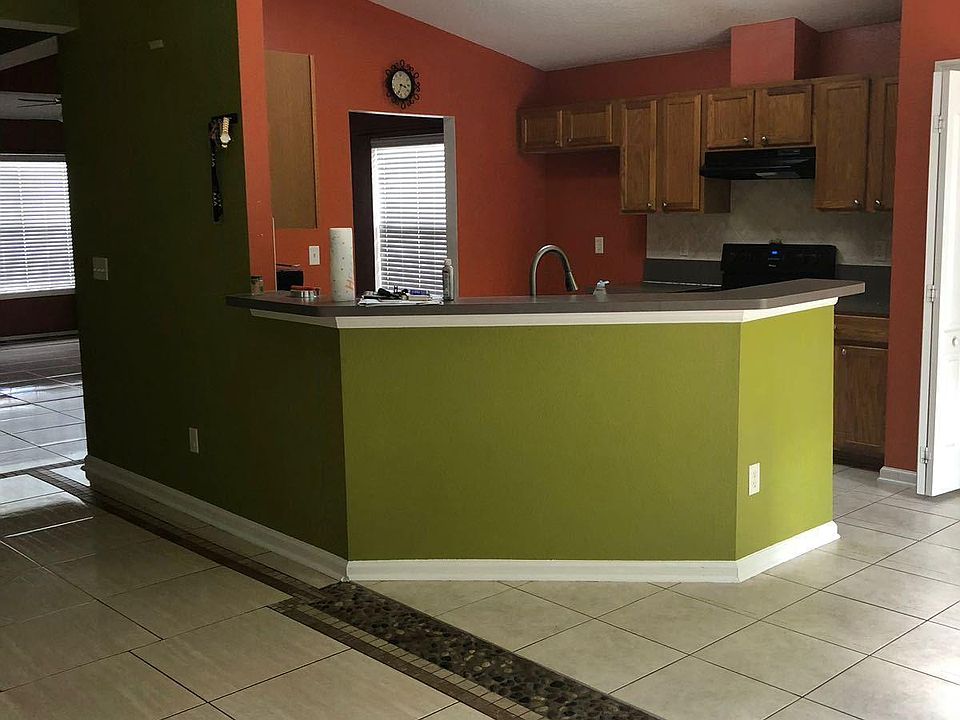2nd image of 880 BONAPARTE LANDING Boulevard