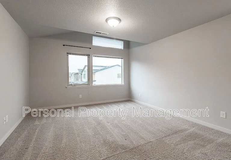 3544 NE 61st Way — Photo 16