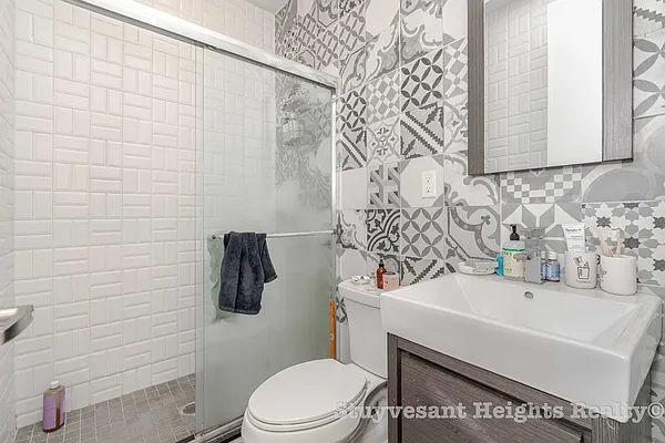 Rented by Stuyvesant Heights Realty Corp | media 7
