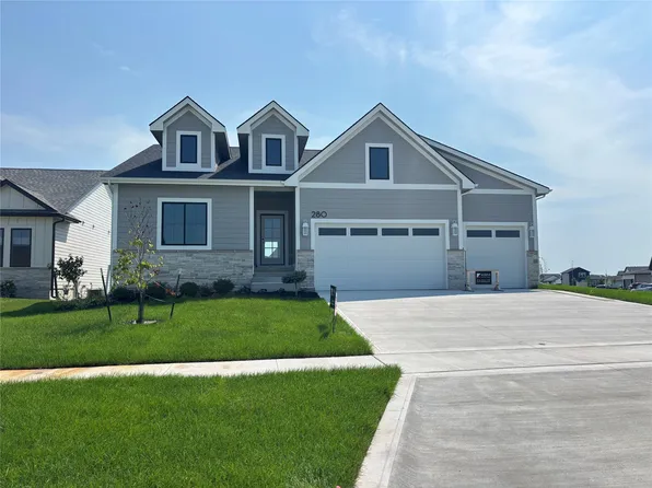 280 NW Montego Ct, Waukee, IA 50263