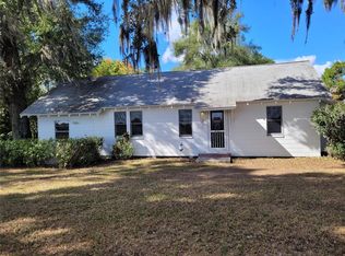 4526 Moores Lake Rd, Dover, FL 33527