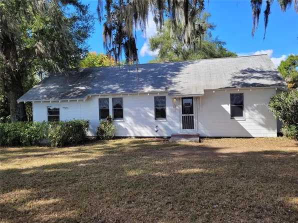 4526 Moores Lake Rd, Dover, FL 33527