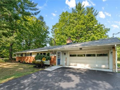 223 Greenwood Dr, East Aurora, NY, 14052