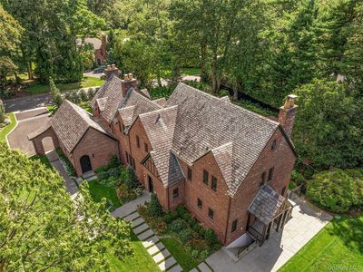 38 Country Club Drive, Port Washington, NY, 11050