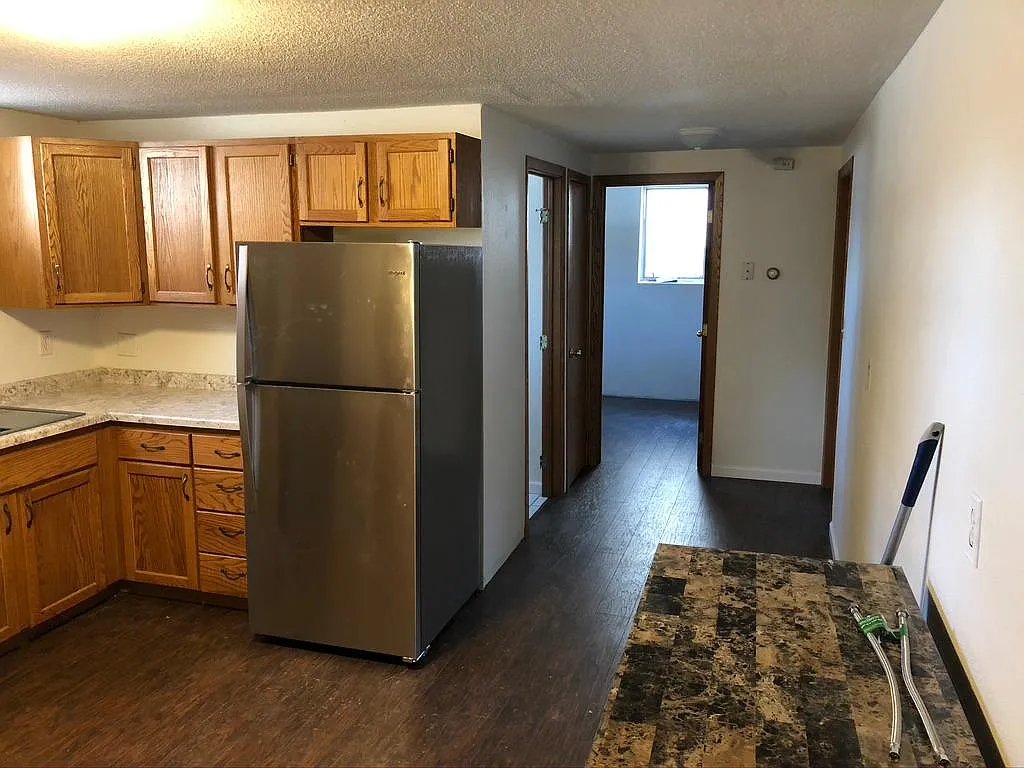 2 bed, 825 sqft, $800 — Photo 2