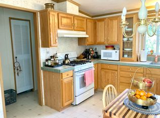 45 Abbott St, White Riv Jct, VT 05001