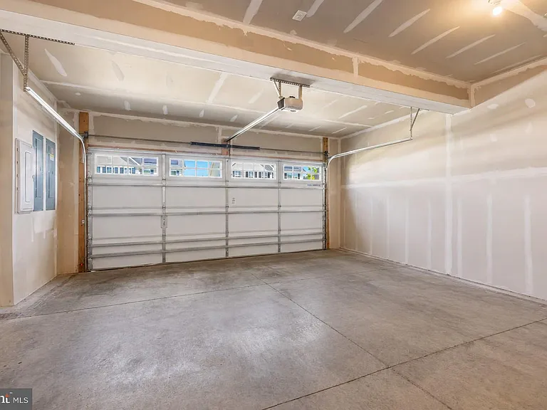 110 Greybull Ln — Photo 18