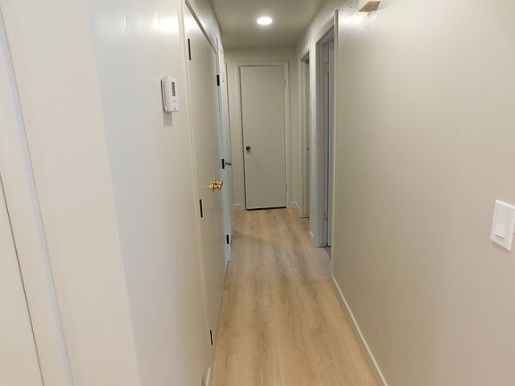 5th image of 241 E Julie Anna Dr