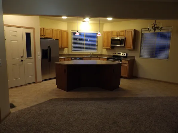2262 Deerfield Ln, Helena, MT 59601