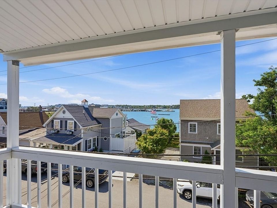 1st image of 26 Bay St #2
