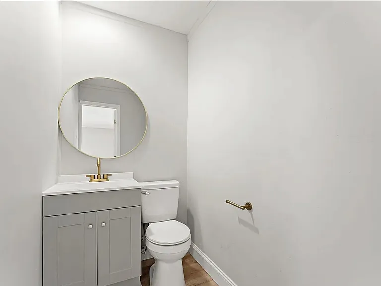 1554 Shirl Ln — Photo 11