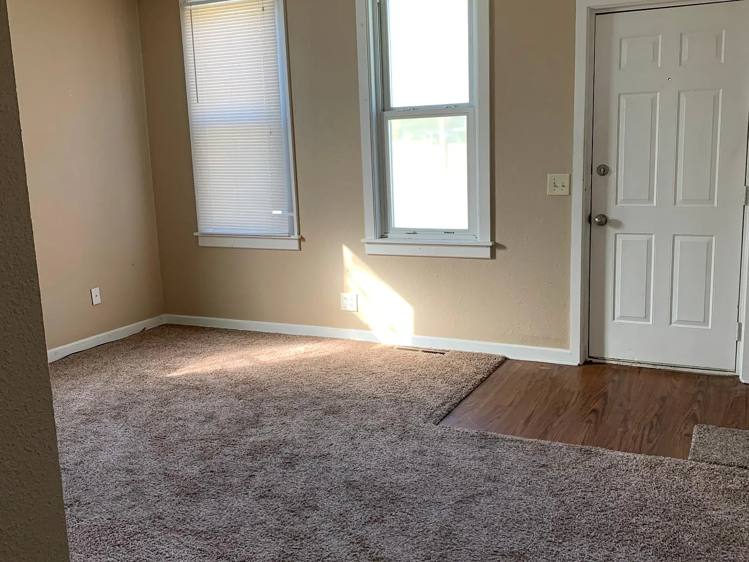 2 bed, 807 sqft, $1,250 — Photo 3