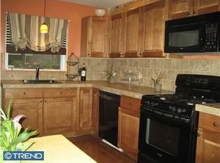 2605 S Hutchinson St, Philadelphia, PA 19148
