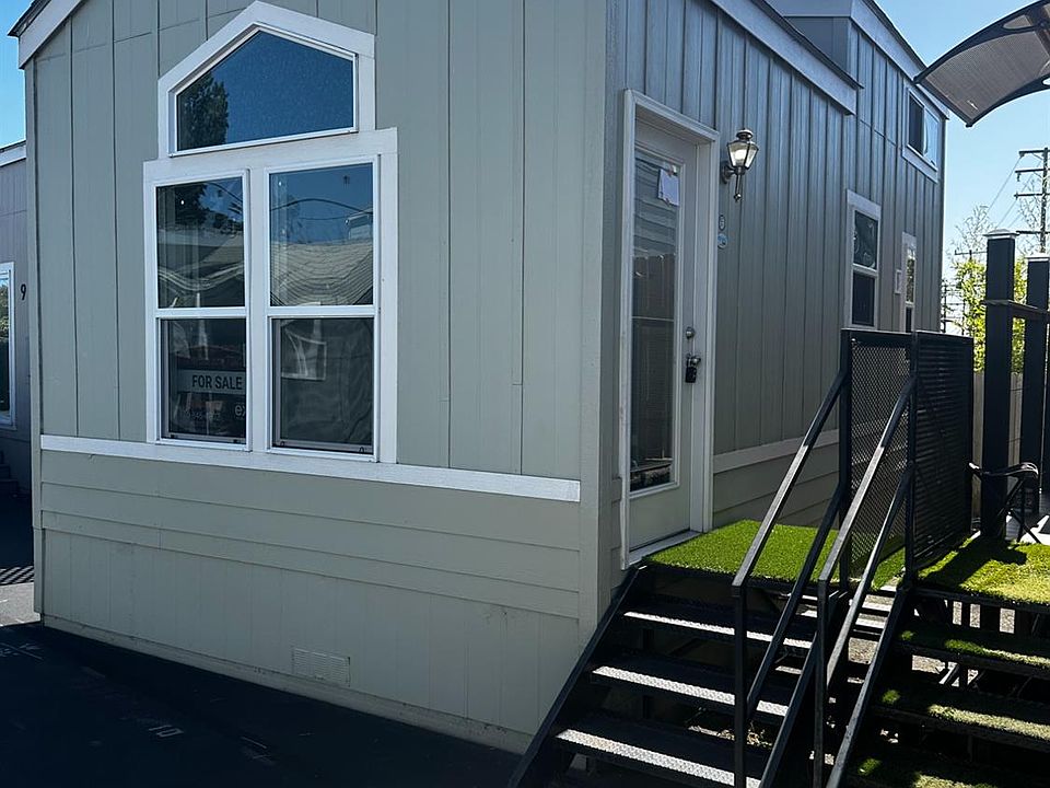 1st image of 1468 Grand Ave #10