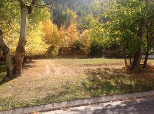 635 Main St, Wardner, ID 83837