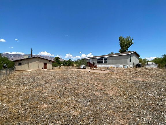 5th image of 297 S Wade Schandley Dr