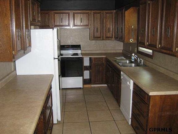 4th image of 7826 Nina St