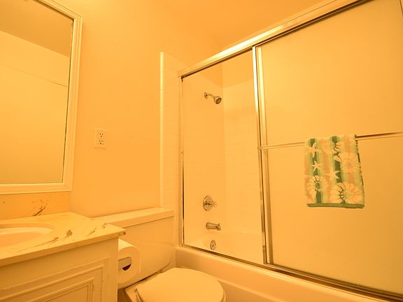 4th image of 2591 N Spinnaker Ave