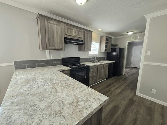 2nd image of 1400 Banana Rd #96