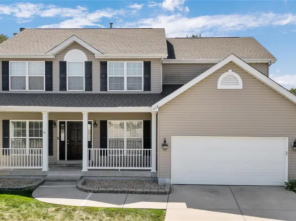 628 Wild Horse Creek Dr, Fairview Heights, IL 62208