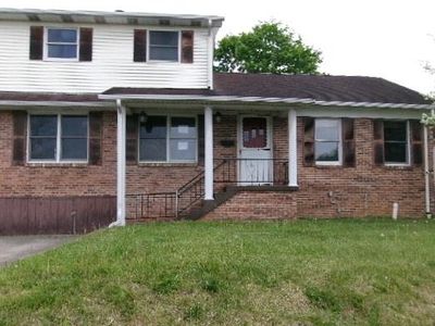 206 Harvey Ave, Oak Hill, WV, 25901